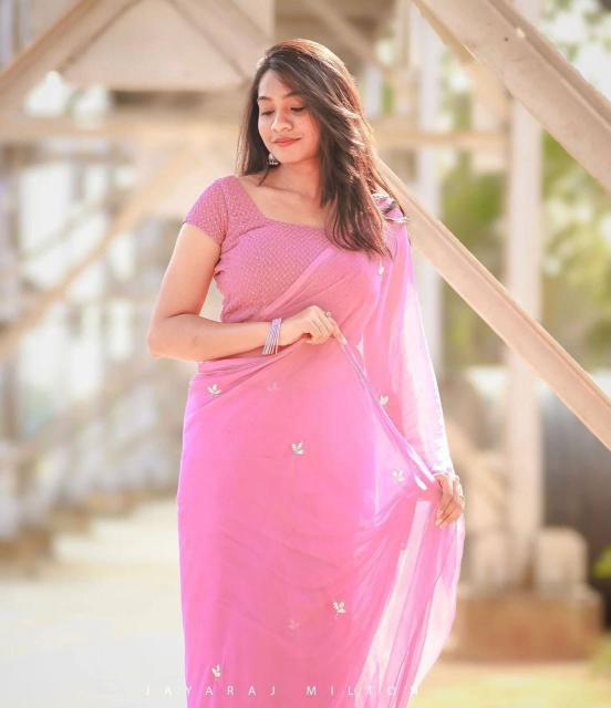 Svara beautiful handwork saree surat wholsaler